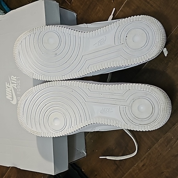 Nike ( AIR FORCE 1) SH - Picture 7 of 10